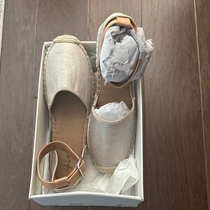 Style & Co. Gold shine Canvas Espadrille Flats